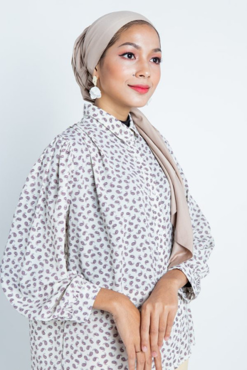White Collared Printed Top