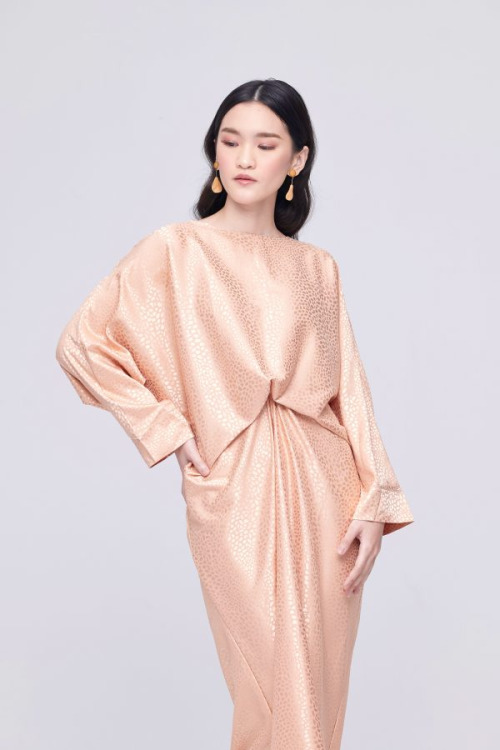 Coral Aerisa Satin Kaftan