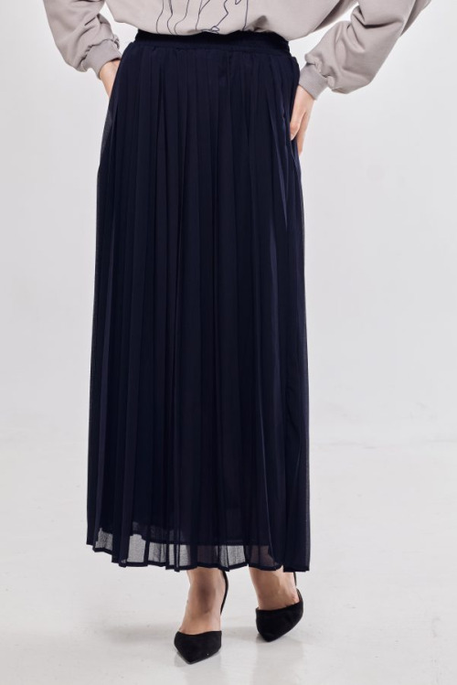 Fresh Pleat Skirt in Navy Blue