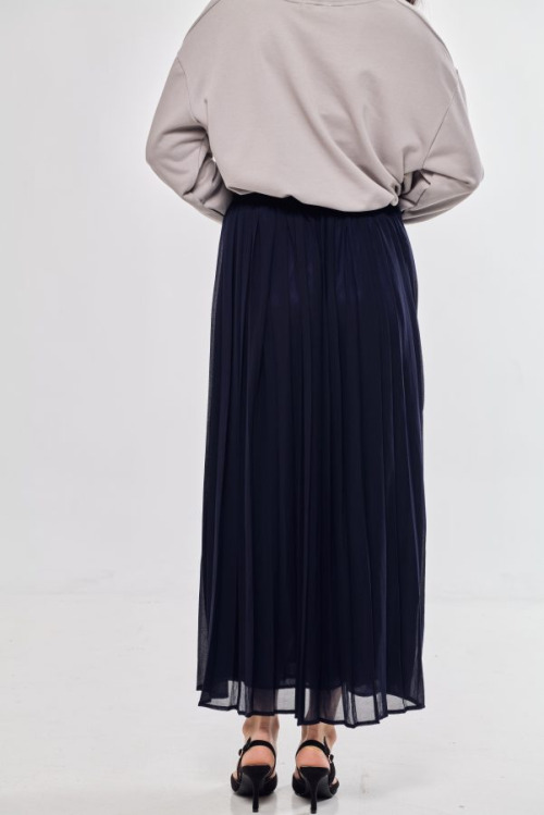 Fresh Pleat Skirt in Navy Blue