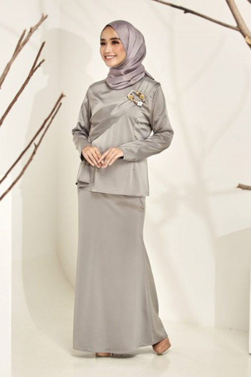 Grey Fateema Satin Kurung