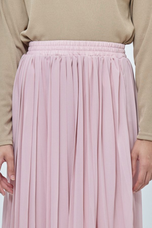 Fresh Pleat Skirt in Pink