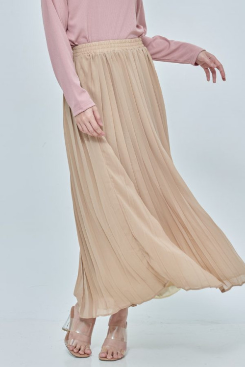 Fresh Pleat Skirt in Light Brown