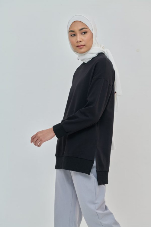 Black Cara Long Sweatshirt