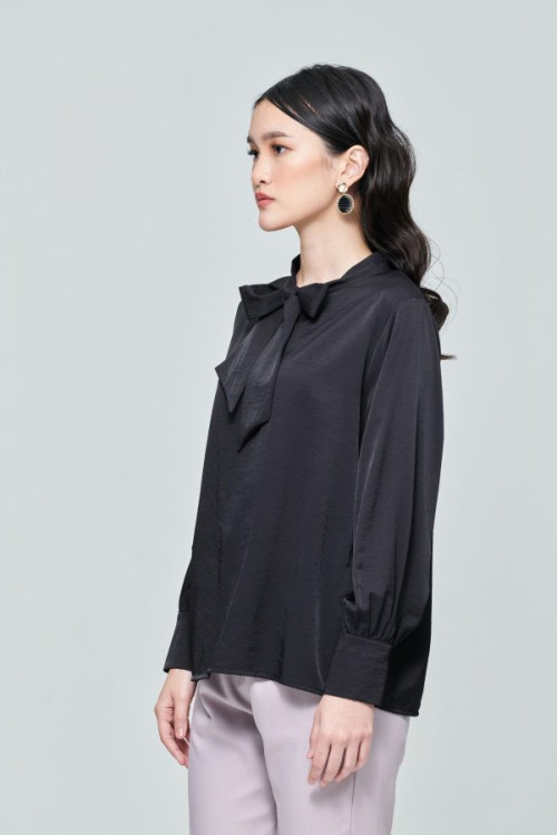 Black Bow Tie Plain Top