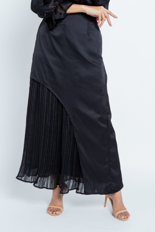 Black Glitter Pleated Skirt