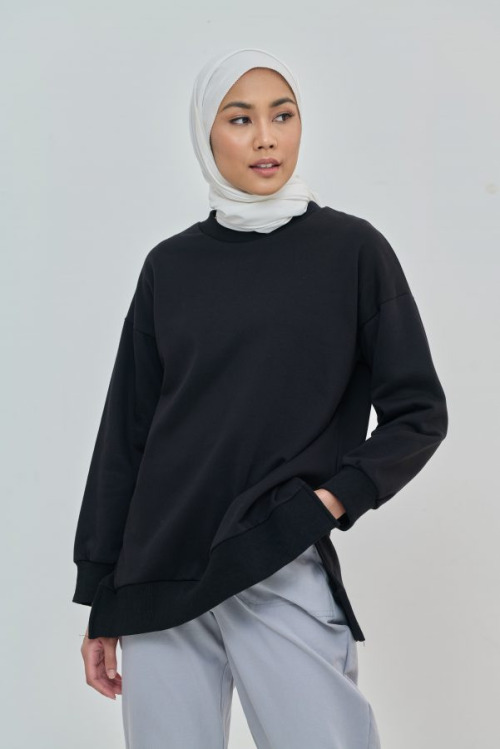 Black Cara Long Sweatshirt