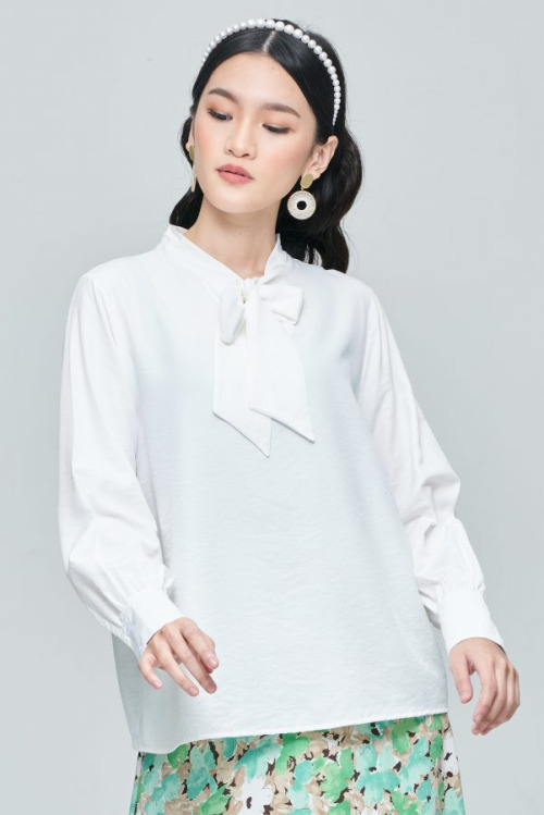 White Bow Tie Plain Top
