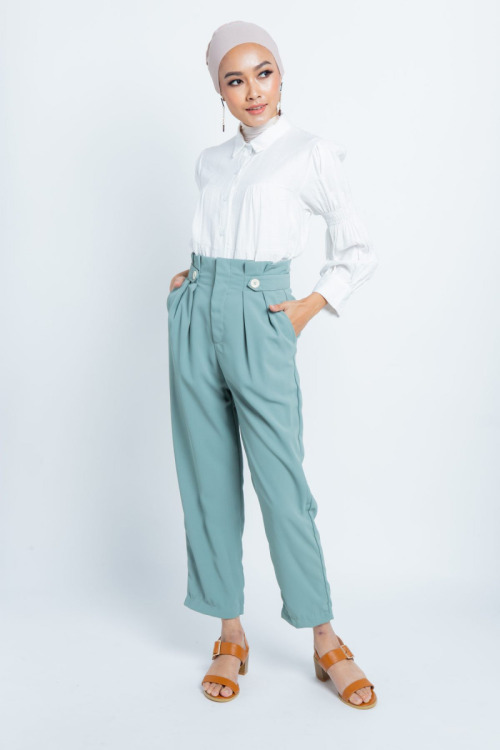 Light Turquoise Pleated Waist Pants