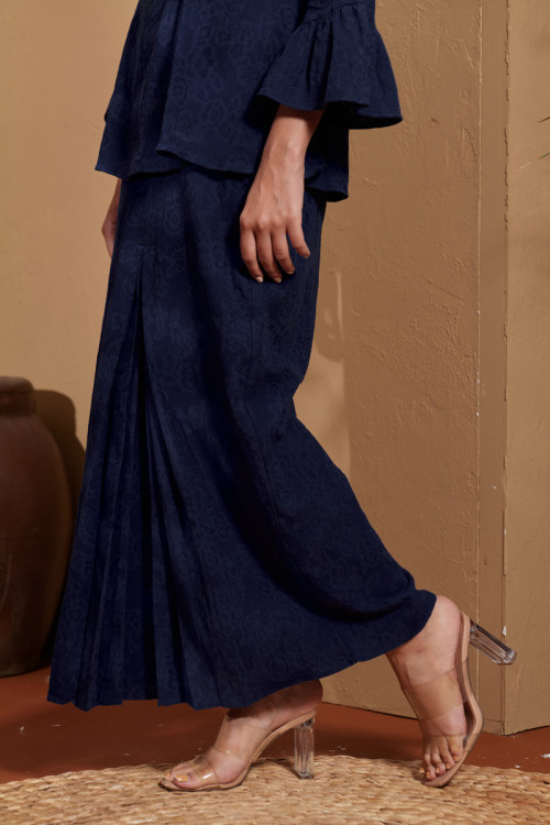Navy Blue Nahla Textured Peplum Mini Kurung