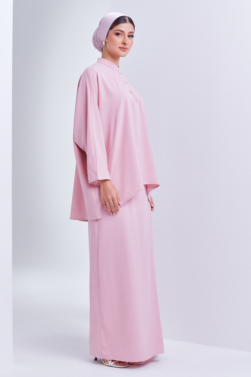 Pink Sarah Vintage Button Chiffon Kurung Set
