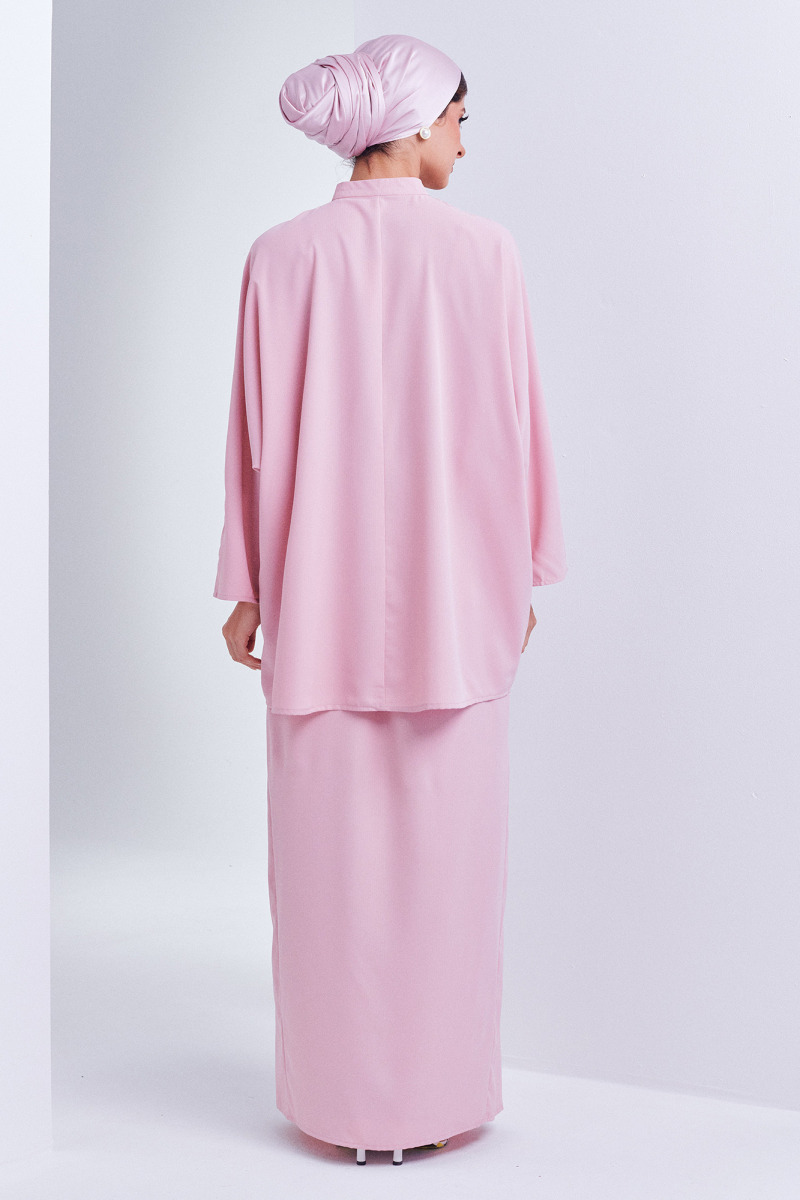 Pink Sarah Vintage Button Chiffon Kurung Set