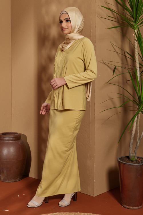Mustard Jamila Scalloped Embroidered Kebaya Set