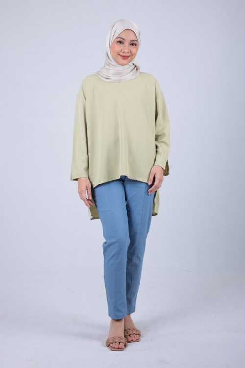 Baby Green Nelly High-Low Slit Blouse