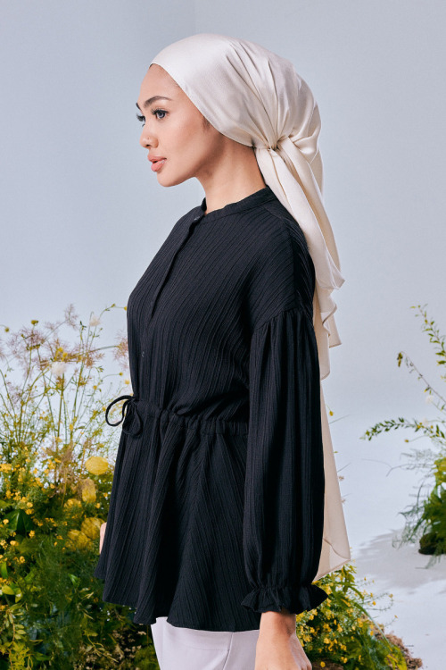 Black Fleur Tie Pleat Textured Blouse