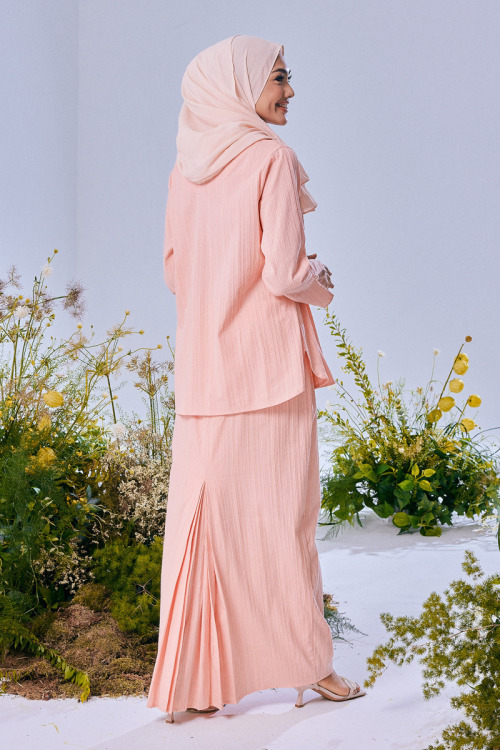 Pink Caroline Cotton Textured Kurung
