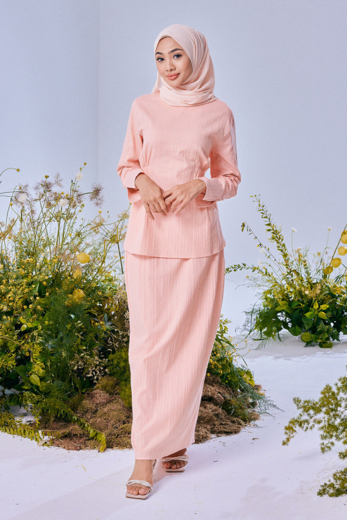 Pink Caroline Cotton Textured Kurung