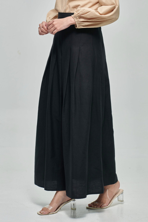 Black Liera Cotton Pleated Maxi Skirt