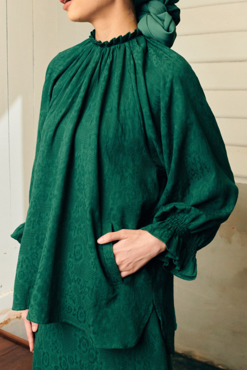 Emerald Green Nasreen Ruffle Textured Cotton Kurung